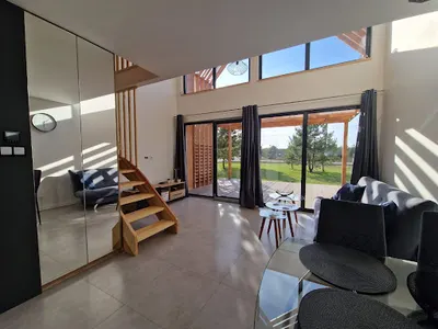 KM Invest House s.c.